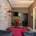 Stylish - Designed For Your Perfect דירה